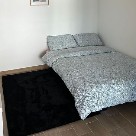 Apartmán Carol California Chevigny-Saint-Sauveur Exteriér fotografie
